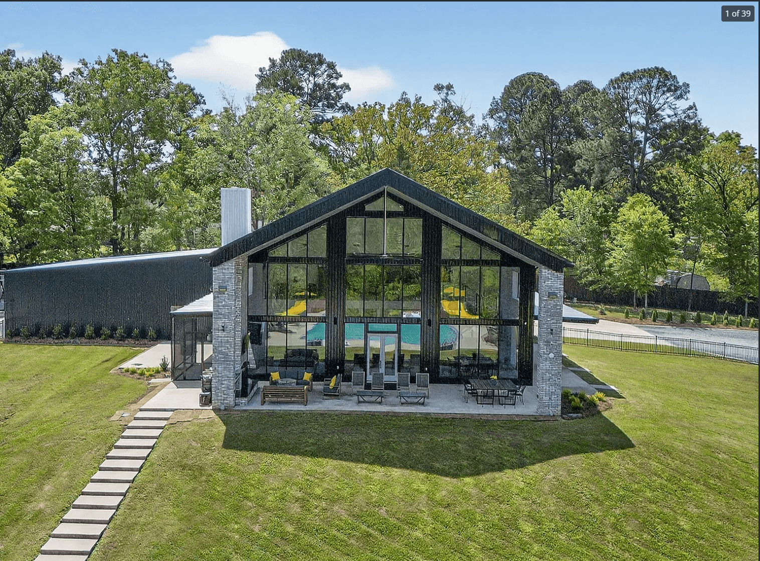 Modern Barn Metal Roof — Galvalume Standing Seam Matte Black