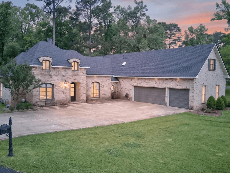 Full Roof Replacement with Owens Corning Duration Storm